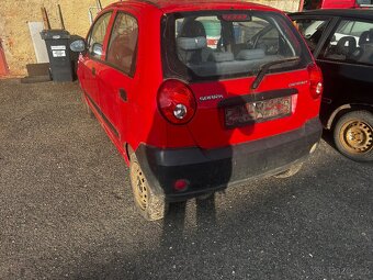 Chevrolet spark - 2