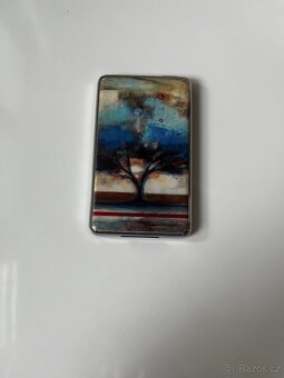 Apple Ipod 5th gen s polepem - 2