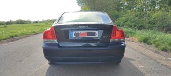 Volvo S60 2.4i 103 kW rok 2002 - 2