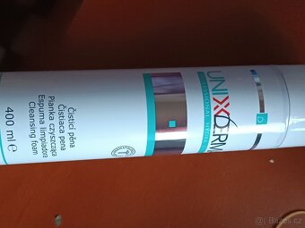 Unixderma - čistící pěna spray 400ml - 2