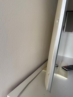 LED televize 82cm s integrovaným DVD/CD přehrávačem - 2