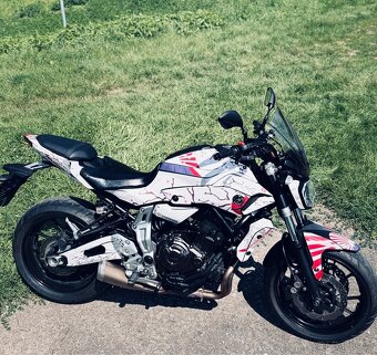 Yamaha MT 07 - 2