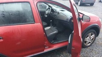 Sandero Stepway 0,9 /66 kW  benzín - 2