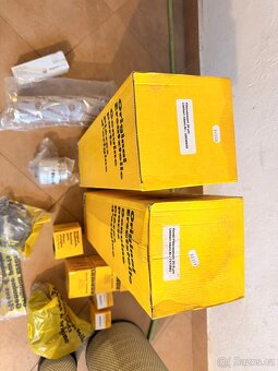 Filtry, Liebherr a Kramer - 2