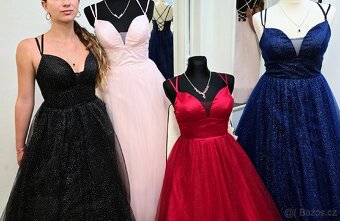 NOVÉ TŘPYTIVÉ plesové šaty MODRÉ - 2