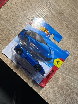 Hot wheels Ferrari sf90 - 2