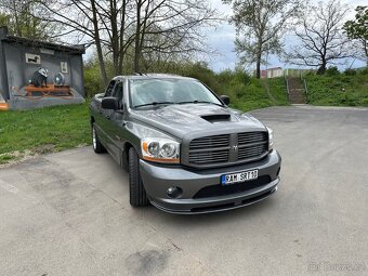 Dodge Ram SRT-10 - 2
