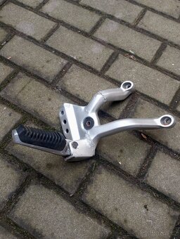 Suzuki v-strom díly - 2