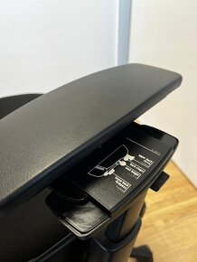 Kancelářská židle Steelcase Leap V2 - 2