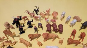 Staré plastové figurky zvířátek z 80 let - 60 kusů - 2