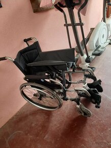 Invalidní křeslo na kolečkách Vermeiren - 2