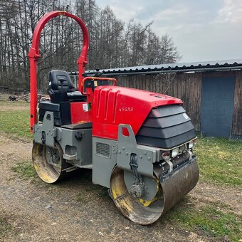 Vibrační válec AMMANN AV 23-2 - 2