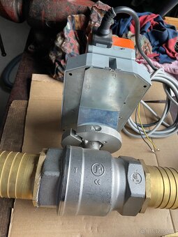 servo kohout 2a1/2" - 2