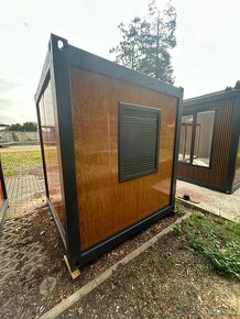 Obytný kontejner o rozměru 2,4 x 2,4 m - 2