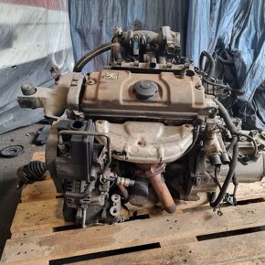 Motor Peugeot 206 - 2