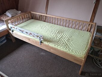 Dětská postel IKEA Gulliver + rošt, matrace a prostěradla - 2