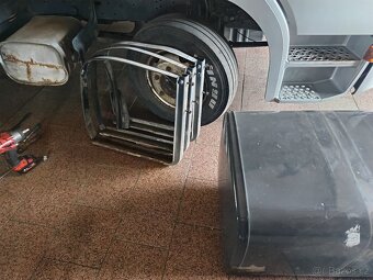 Prodám palivovou nadrž 600L - 2