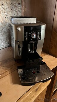 Delonghi magnifica - 2