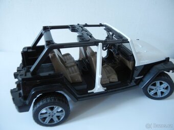 Auto Bruder Jeep Wrangler 27 cm dlouhé - 2