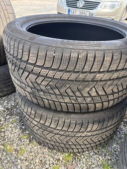 Prodám zadní zimní pneu pirelli - 2