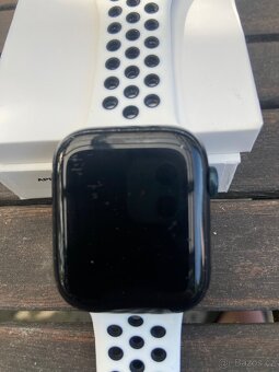 Apple Watch 8, 45 mm - 2