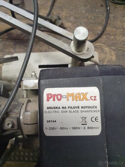 Bruska na pilové kotouče - 2