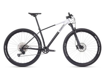 SUPERIOR XP 6.2 / Matte black/ White, 2025 velikostí XL - 2