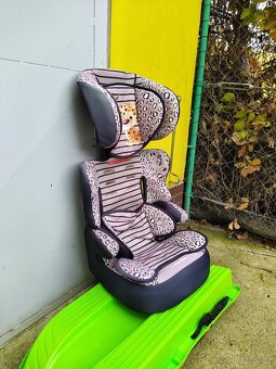 Dětská autosedačka - 2