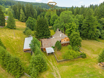 Prodej roubené chalupy s velkým pozemkem 31704 m² – České Mi - 2