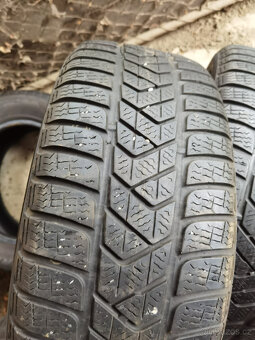 zmní pneu Pirelli 215 60 16 - 2