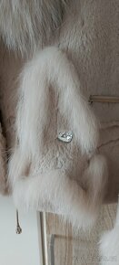 Nádherný kozich z králíka a límec z lisky - 2