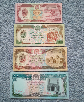 4 bankovky z Afgánistánu - 2