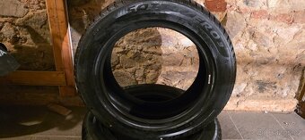 nové pneu 225/55/17 Pirelli - zimní -pošlu poštou 1178. - 2