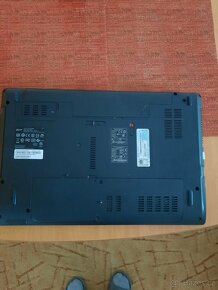 Prodám Acer e-machines - 2