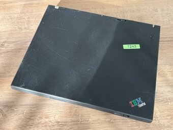 IBM ThinPad T43 na ND - 2