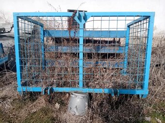 Nesený koš do ramen hydrauliky - 2