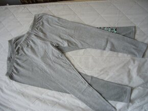 Prodám dvoje dívčí legíny - 2