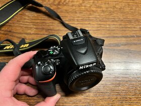 Nikon D5600 - kompletní original krabice - 2
