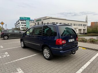 VW SHARAN BUSINESS 2.8 V6 150KW AUT 7 míst kůže - 2