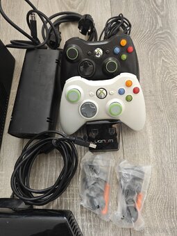 Xbox 360 + kinnec - 2