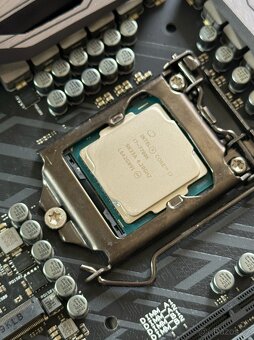 ASUS Maximus IX Hero + Intel i7-7700K + Větrák - 2