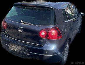 VW Golf V LC5F - 2