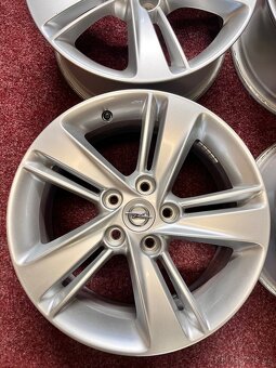 5x115 R17 Originál Alu Opel Insignia B - 2021 - TOP STAV - 2