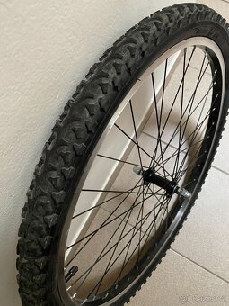 26" palců kolo - ráfek s pláštěm - 2