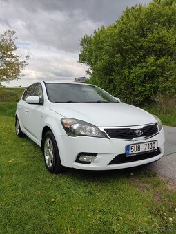 KIA CEED 1.4 i R.V.2010 - 2