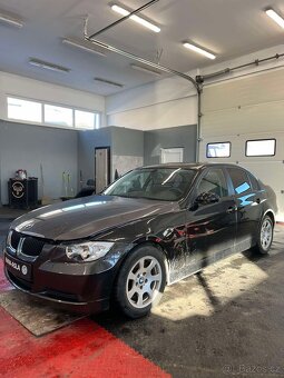 Komplet na náhradní díly BMW E90 320D 120kW-blacksapphire - 2
