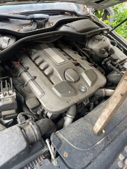 BMW 740d e65 - 2
