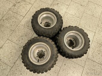 3x kola 4x115, pneu 18x10-9 - 2