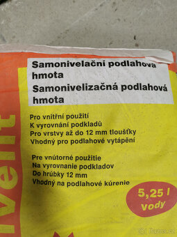 Prodám samonivelaci - dvě balení za 100,- - 2