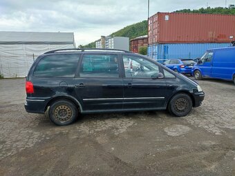 VW Sharan č. 23831 - 2